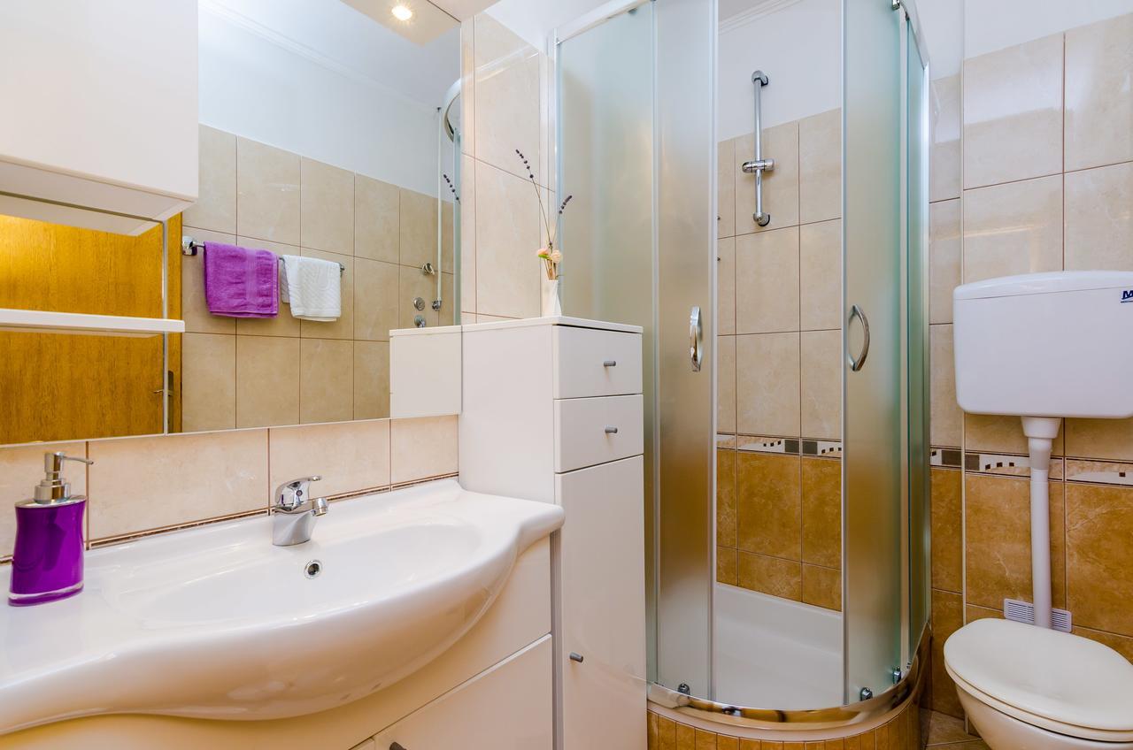 Apartment & Rooms Mazdin Banici ภายนอก รูปภาพ